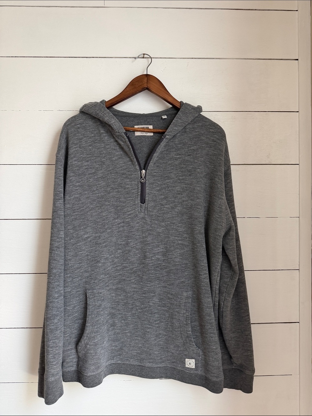Linksoul Men's Gray Half-Zip Hooded Pullover